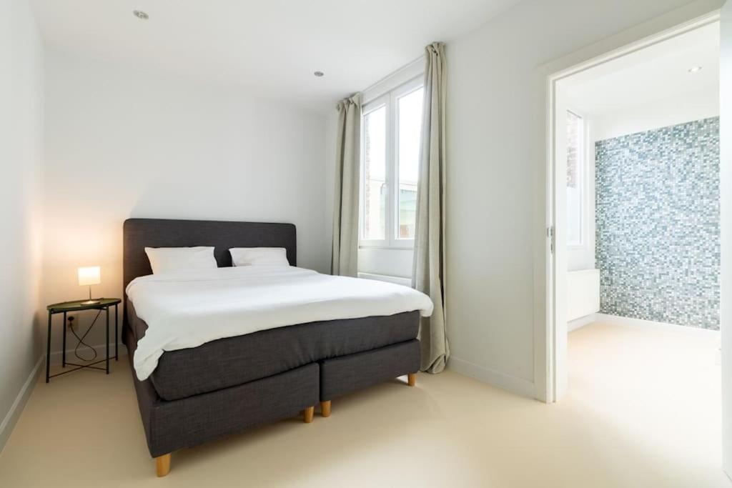 Bright, Spacious Apartments & Perfectly Located In The Heart Of גנט מראה חיצוני תמונה